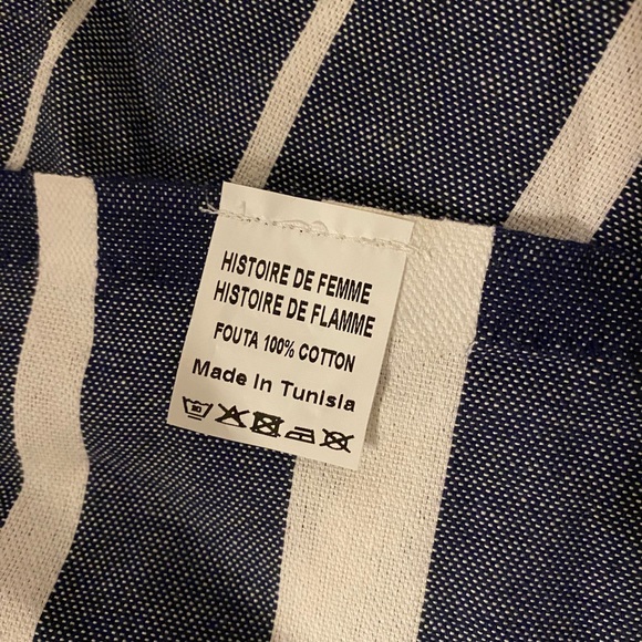 Turkish Towel in Navy & White - Picture 2 of 6